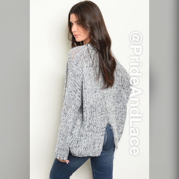 LAST 1 🆕❄️ Grey/Blue Chunky Knit Sweater ❄️ - Picture 2 of 2